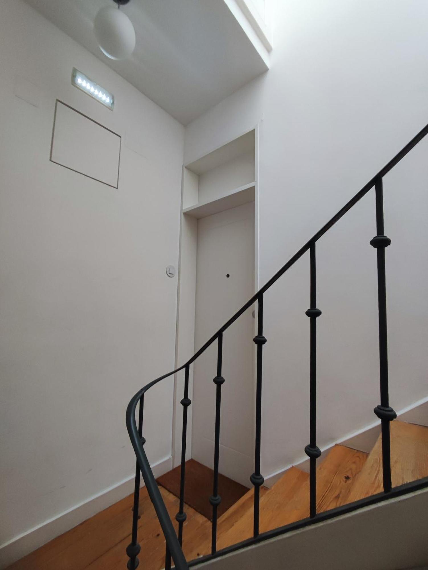 T1 Balcony W River Views, R Cardiff, *