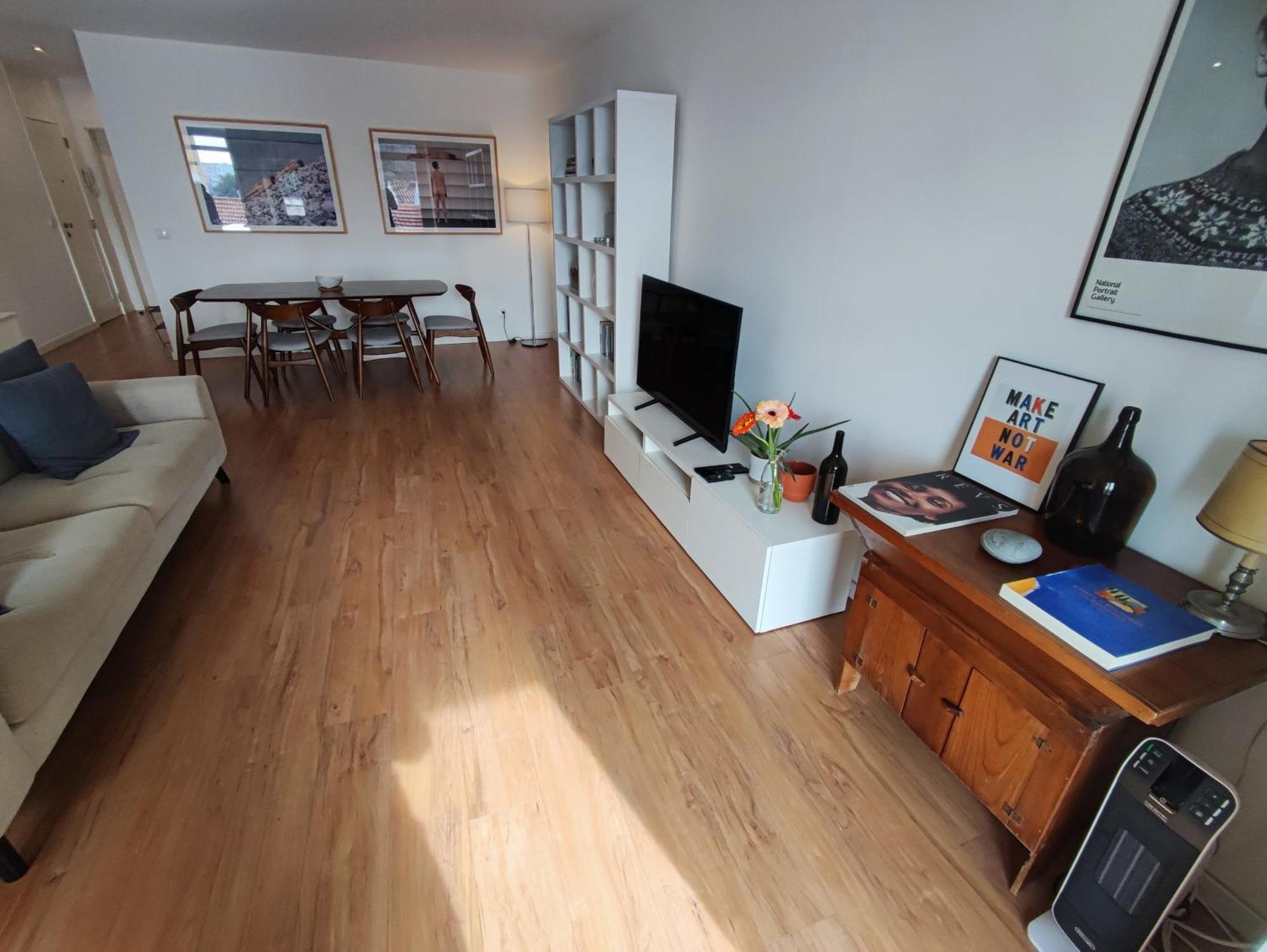 T1 Balcony W River Views, R Cardiff, Apartment Lissabon